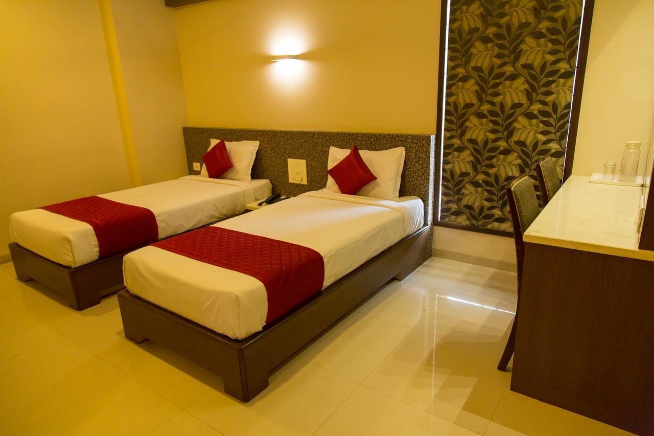 Hotel Sri Sakthi تيروبور المظهر الخارجي الصورة